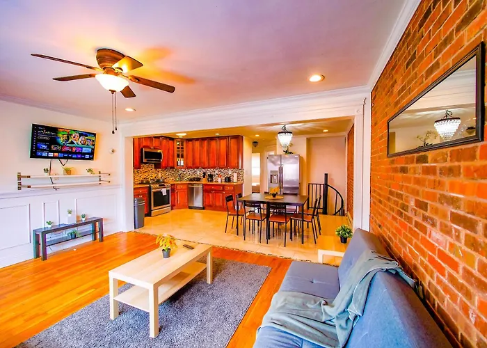 Stylish 3 Bed, Minutes To Nyc!