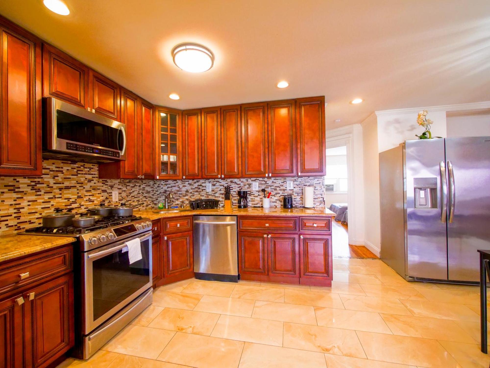 Apartment Stylish 3 Bed, Minutes To Nyc!